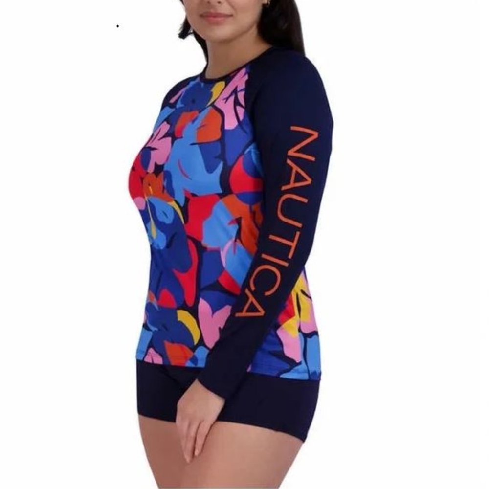 Nautica Ladies Long Sleeve Rashguard